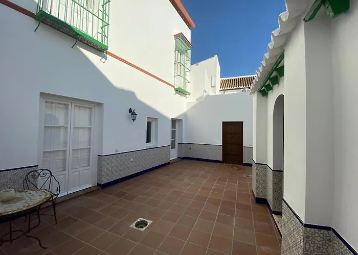 Photo de Appartement La Casa Cuadrada à El Coronil