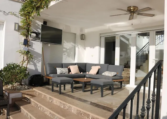 Villa In Granada With Sea Views & Pool Gualchos képek