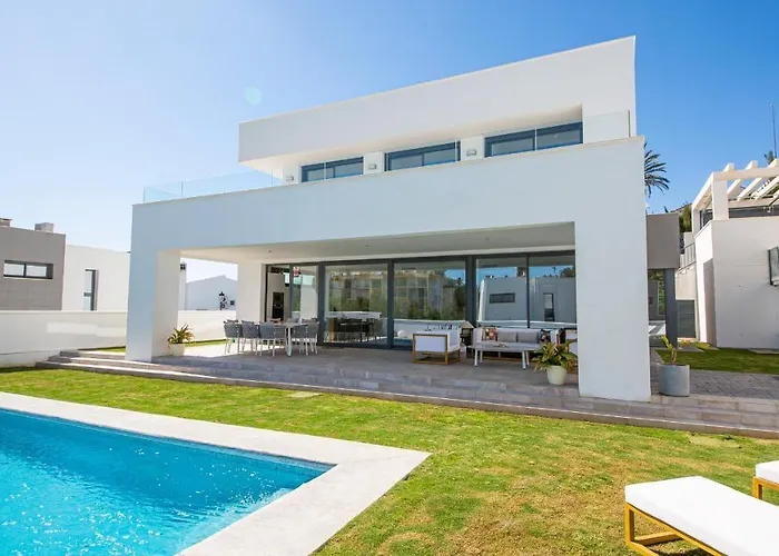 Фото Villa Rubi, 28 Манилва
