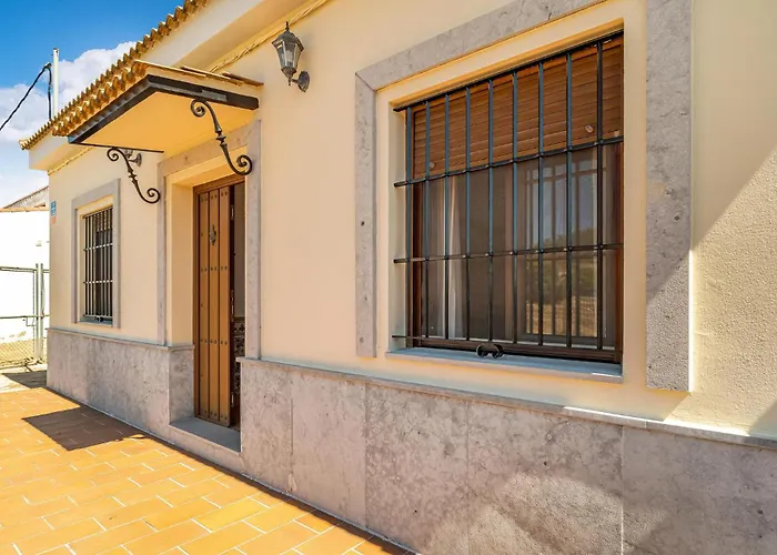 Lovely Home In Minas Del Castillo De Minas Del Castillo de Las Guardas fotorgafie