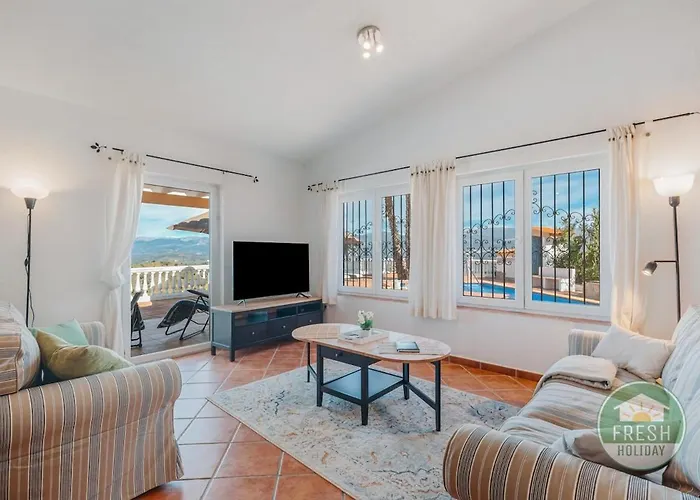 foto di Villa Enya - Remote Villa With The Best Views Los Romanes