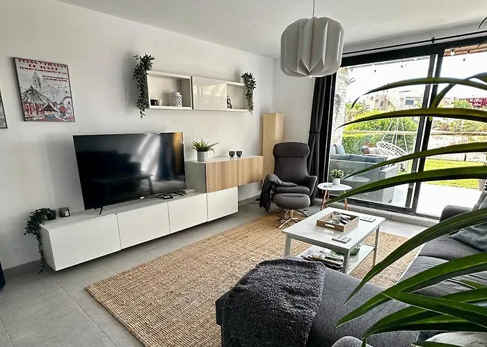 Фото Valle Del Este Golf Resort, Vera, Palmera Golf Duplex With Garden Эль-Эспаррагаль