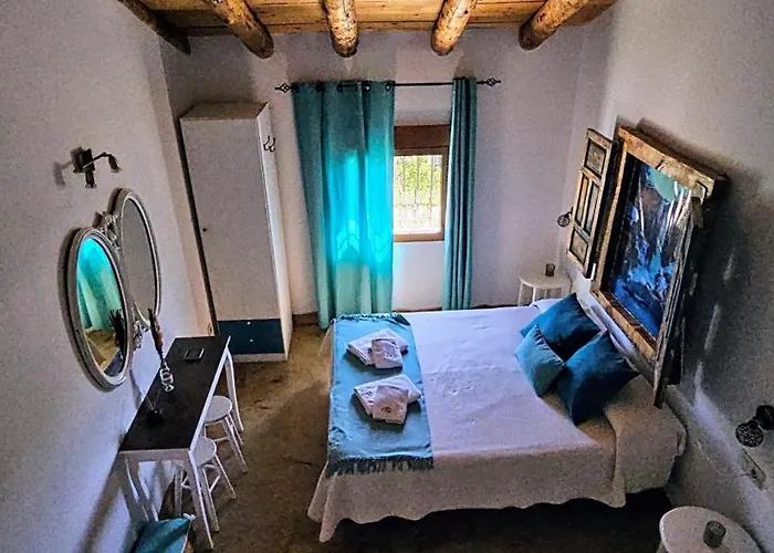 foto di El Granero ,La Pariera, Espacio Rural El Cerezo