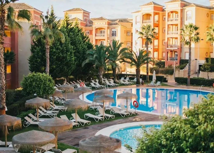 Photo de Wellness Home Islantilla - Beach, Pools, Spa, Gym