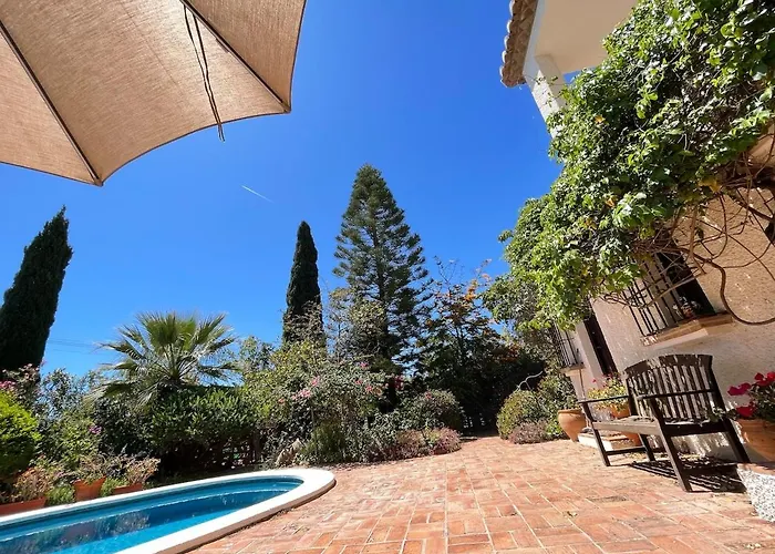 Villa In Benajarafe Alto With Sea Views And Private Pool תמונה