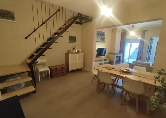 Vila Encinas De La Plata Almadén de la Plata fotorgafie