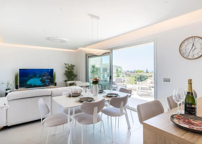 Фото Апартаменты Ocean Horizon - Golfside Escape Михас-Коста