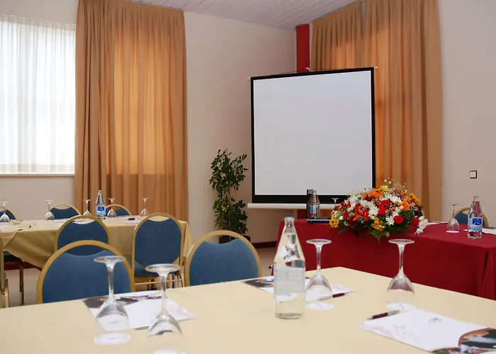 Photo de Hotel Jm Jardin De La Reina Guillena