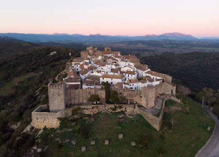 Tugasa Castillo De Castellar Castellar de la Frontera fotoğrafı