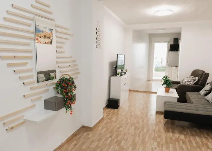 Photo de Casa De Dos Plantas ,Las Ninas La Algaba