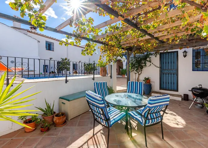 Rural Village With Amazing Views Moclinejoの写真