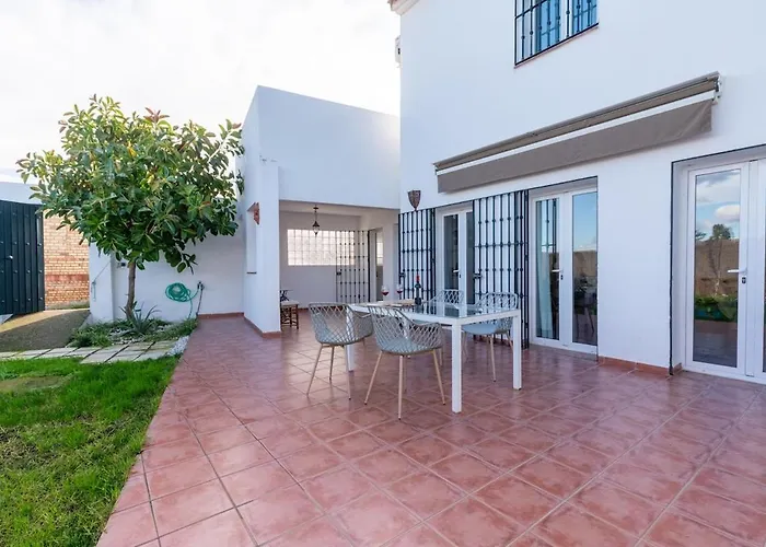 Tu Escapada En Gerena, Jardin Y Luz Villa fotoğrafı