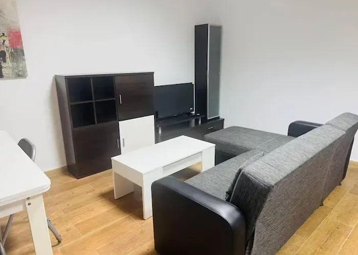 Acceso Rapido A Autovia, Parking Frente Al Piso Apartman Tarraguilla képek