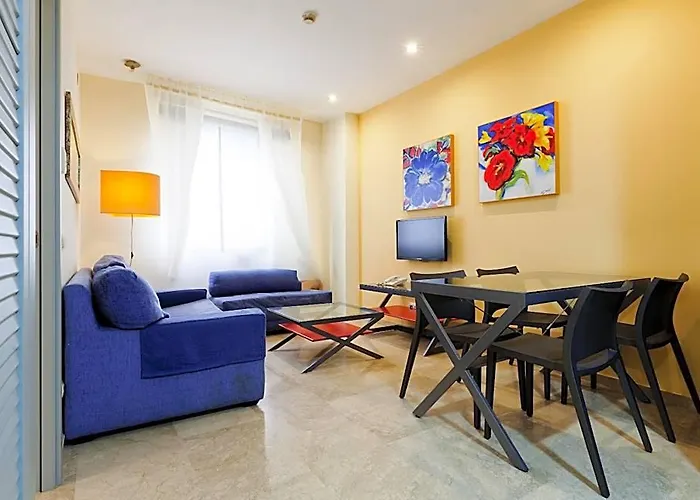 קאסטילייחה דה לה קווסטה Apartamentos Vertice Sevilla Aljarafe תמונה