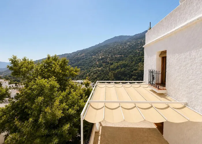 Awehome Pampaneira φωτογραφία