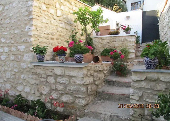 La Casa Del Patio De Piedra Pensionat Canena foto